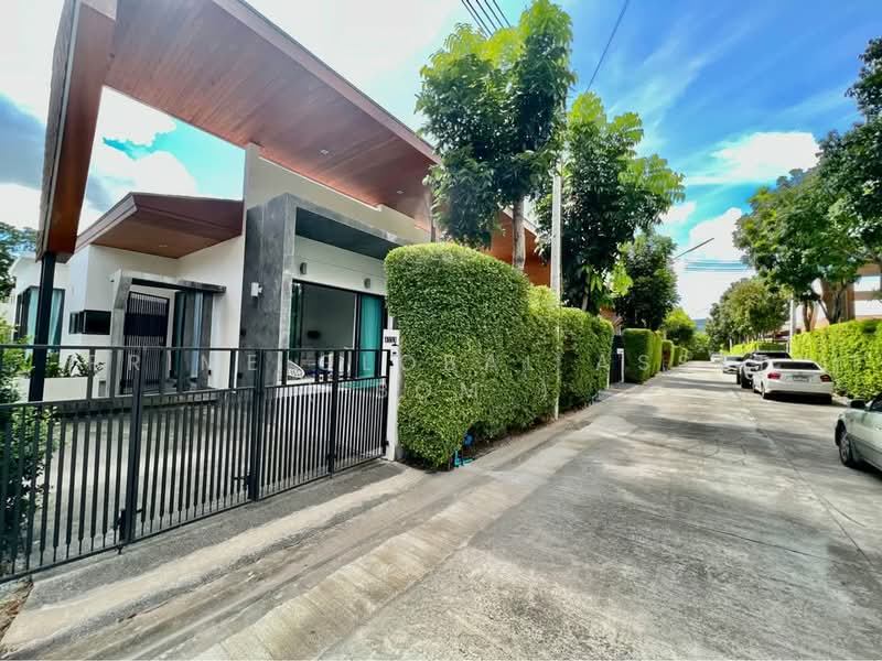The 8 Pool Villa, Phuket, Soi Palai, Chalong, Muang Phuket, Phuket, 2 Bedrooms, 100 sqm, Villa For Rent, by Prime Global Asset ( Bom ), 500383984 - DDproperty.com