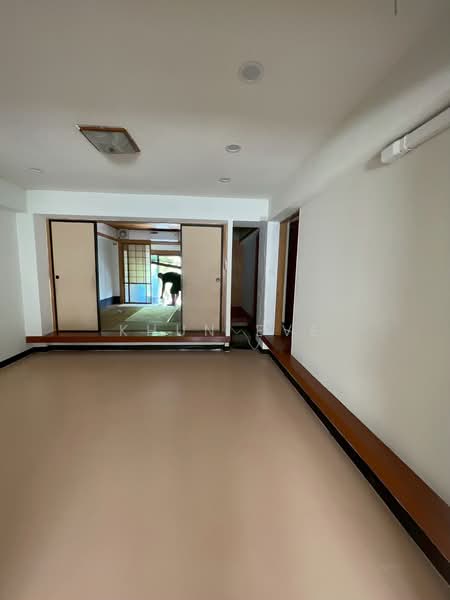 Two adjoining commercial units for rent in Thonglor, with parking in front of the building (SPSEVE20, Bangkok, ทองหล่อ, Khlong Tan Nua, Watthana, Bangkok, , 500 sqm, Shophouse For Rent, by Khun Eve, 500383990 - DDproperty.com