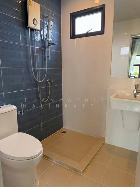 Saransiri Ramkhamhaeng, Bangkok, Khlong Song Ton Nun, Lat Krabang, Bangkok, 4 Bedrooms, 158 sqm, Single Detached House For Sale, by Thanyathita Nalinratphokin, 500384017 - DDproperty.com