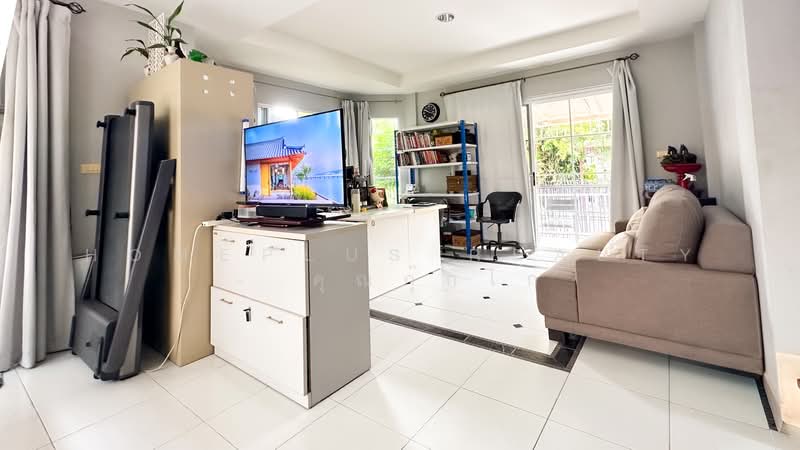 Parichart Suwinthawong, Bangkok, Khum Klao Road, Saen Sab, Min Buri, Bangkok, 3 Bedrooms, 390 sqm, Single Detached House For Sale, by HOMEPLUS REALTY - คุณกุ๊กไก่, 500384021 - DDproperty.com