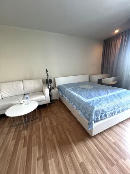 We Condo Ekkamai-Ramindra, Bangkok, Pradit Manutham Road, Tha Rang, Bang Khen, Bangkok, Studio, 30 sqm, Condo For Sale, by คุณวรพรรษสร ศศิโรจน์โสภณ, 500384043 - DDproperty.com