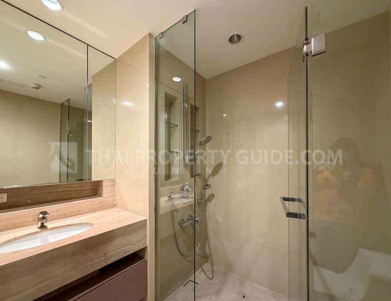 185 Rajadamri, Bangkok, 185 Rajadamri Road, Lumphini, Pathum Wan, Bangkok, 3 Bedrooms, 223 sqm, Condo For Rent, by Khun Nita, 500384053 - DDproperty.com