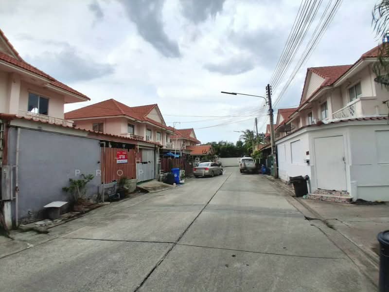 พฤกษาพนาลี36 ฉะเชิงเทรา, Chachoengsao, Khlong Udomchonchon, Muang Chachoengsao, Chachoengsao, 3 Bedrooms, 150 sqm, Semi-Detached House (Twin House) For Sale, by The Best Property ไก่, 500384084 - DDproperty.com