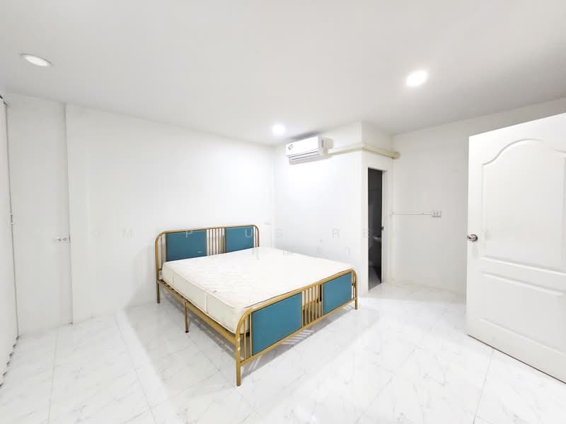 หมู่บ้านอมรพันธ์นคร 6, กรุงเทพ, คันนายาว, กรุงเทพ, 85 ตร.ม., บ้านแฝด ขาย, โดย HOMEPLUS REALTY - คุณจ๋า, 500384104 - DDproperty.com