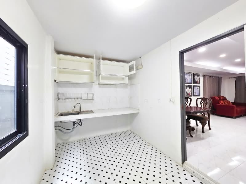 Amornphan Nakorn 6, Bangkok, Khan Na Yao, Bangkok, 2 Bedrooms, 85 sqm, Semi-Detached House (Twin House) For Sale, by HOMEPLUS REALTY - คุณจ๋า, 500384104 - DDproperty.com