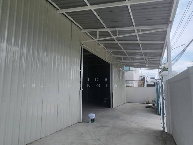 Warehouse with office space for rent, Ladprao 101, near expressway and BTS Skytrain, Bangkok, Khlong Chan, Bang Kapi, Bangkok, , 436 sqm, Warehouse/Factory For Rent, by Tida phanthonglarptawee, 500384126 - DDproperty.com