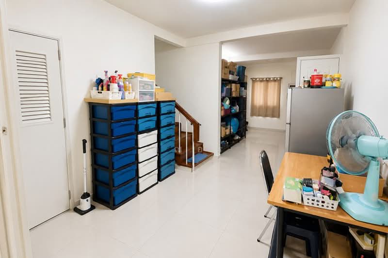 รัชดาภิเษก 3 ซอยโพธิ์ปั้น, Bangkok, Din Daeng, Din Daeng, Bangkok, 1 Bedroom, 128 sqm, Townhouse For Sale, by คุณอร, 500384138 - DDproperty.com
