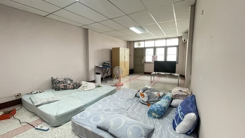 อาคารพาณิชย์ เจริญนคร ซอย 10, Bangkok, Khlong Ton Sai, Khlong San, Bangkok, , 768 sqm, Shophouse For Sale, by HOME Real Estate Service, 500384149 - DDproperty.com