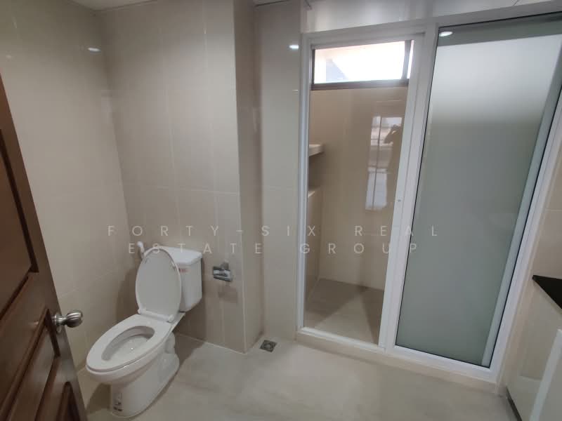 RISHI COURT APARTMENTS, Bangkok, Khlongtoei Nua, Watthana, Bangkok, 3 Bedrooms, 280 sqm, Townhouse For Rent, by Forty-Six Real Estate Group, 500384157 - DDproperty.com