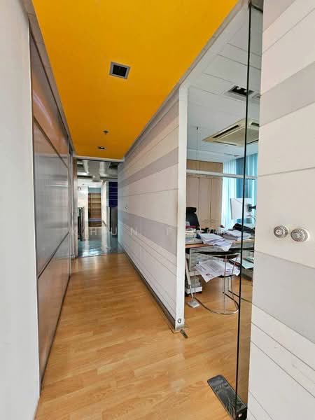 Office for Rent – Prime Sukhumvit Area Near BTS Phrom Phong (SPSSR269), Bangkok, สุขุมวิท, Khong Tan, Khlong Toei, Bangkok, , 210 sqm, Office Space For Rent, by Khun Poon, 500384160 - DDproperty.com
