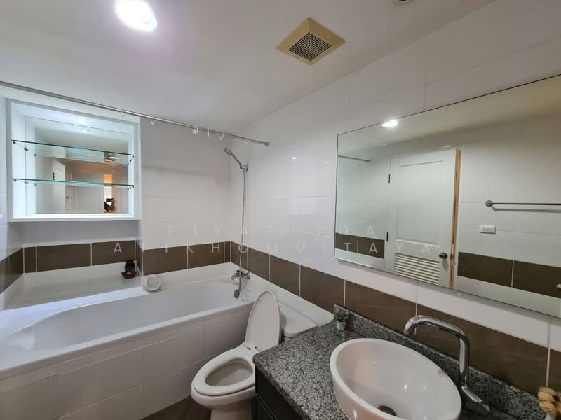 Serene Place Sukhumvit 24, Bangkok, 9 Soi Sukhumvit 24, Sukhumvit Road, Khong Tan, Khlong Toei, Bangkok, 1 Bedroom, 69 sqm, Condo For Rent, by Piyathida Atikhomvitaya, 500384161 - DDproperty.com