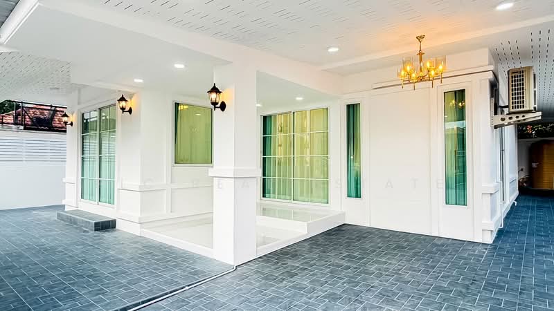 House for Sale Near Mabprachan Lake Siam Country Club, Chon Buri (Pattaya), Bang Lamung, Bang Lamung (Pattaya), Chon Buri (Pattaya), 2 Bedrooms, 208 sqm, Single Detached House For Sale, by PLC real estate, 500384167 - DDproperty.com