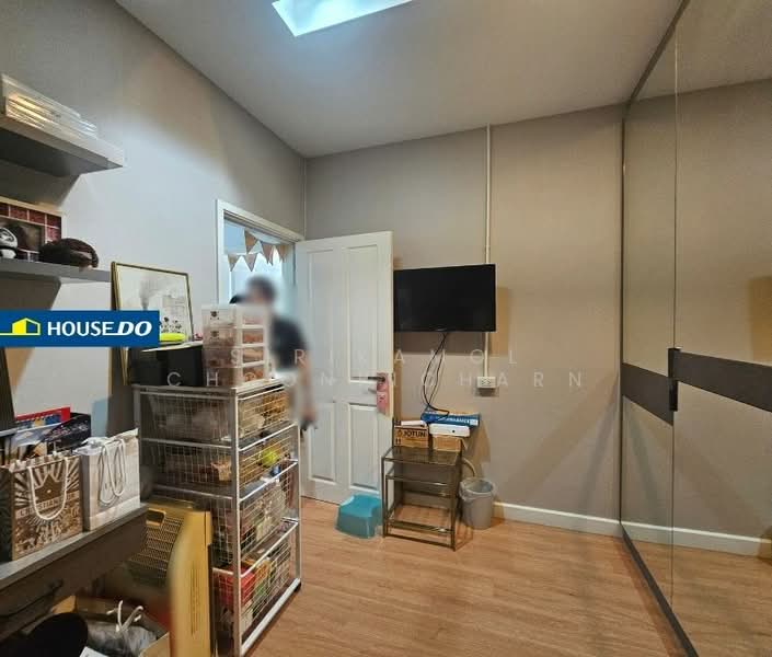 Golden Neo Ladprao-Kaset Nawamin, Bangkok, Soi Nawamin 42, Yak 7, Khlong Kum, Bueng Kum, Bangkok, 4 Bedrooms, 141 sqm, Semi-Detached House (Twin House) For Sale, by Sirikamol Choonpicharn, 500384173 - DDproperty.com