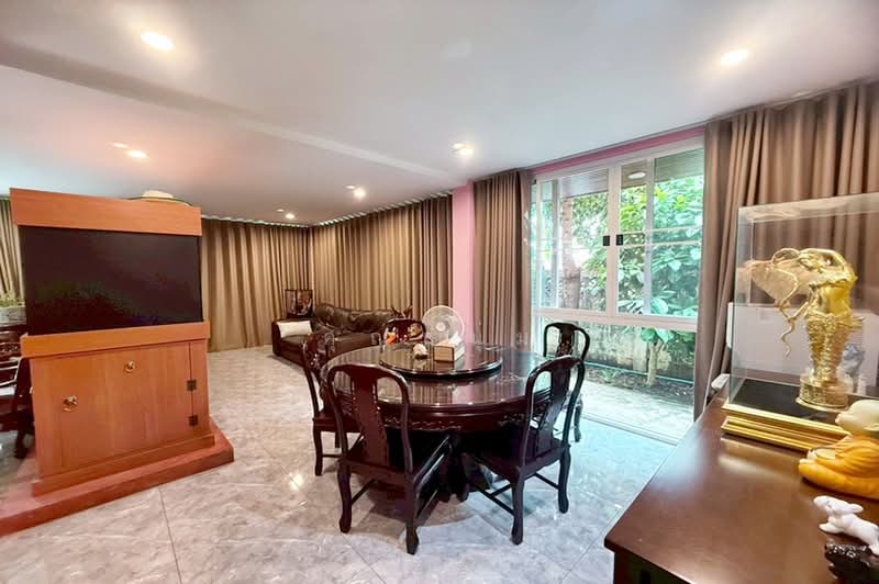 ซอยนวมินทร์ 95, Bangkok, Nawamin, Bueng Kum, Bangkok, 3 Bedrooms, 400 sqm, Single Detached House For Sale, by คุณหนุ่ม, 500384179 - DDproperty.com