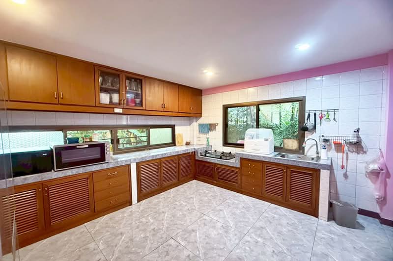 ซอยนวมินทร์ 95, Bangkok, Nawamin, Bueng Kum, Bangkok, 3 Bedrooms, 400 sqm, Single Detached House For Sale, by คุณหนุ่ม, 500384179 - DDproperty.com