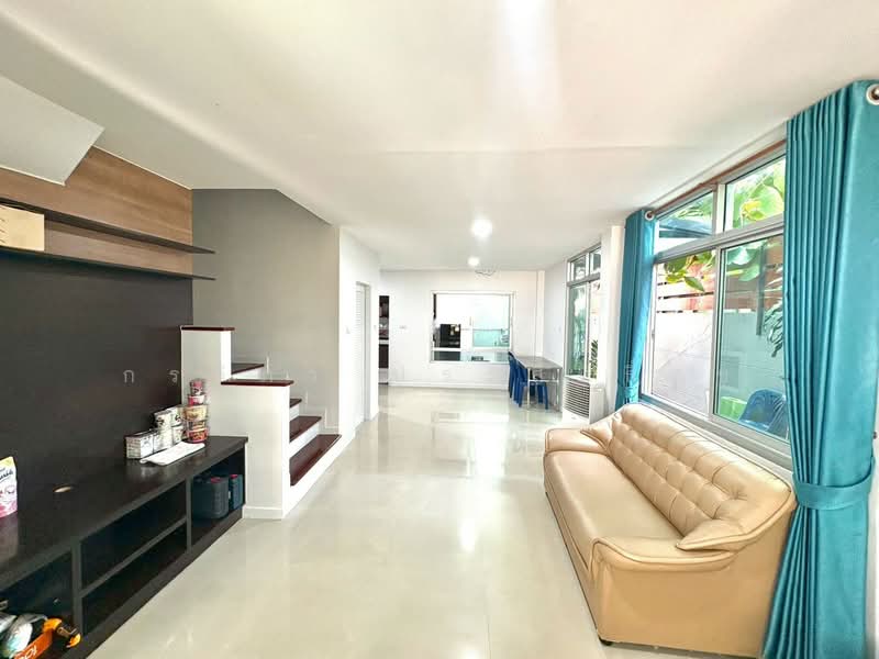สุขาภิบาล 5 ซอย 5 แยก 11 แขวงท่าแร้ง เขตบางเขน กรุงเทพมหานคร 10220, Bangkok, Tha Rang, Bang Khen, Bangkok, 4 Bedrooms, 300 sqm, Townhouse For Sale, by กรวิภา ประสิทธิ์สุข, 500384182 - DDproperty.com