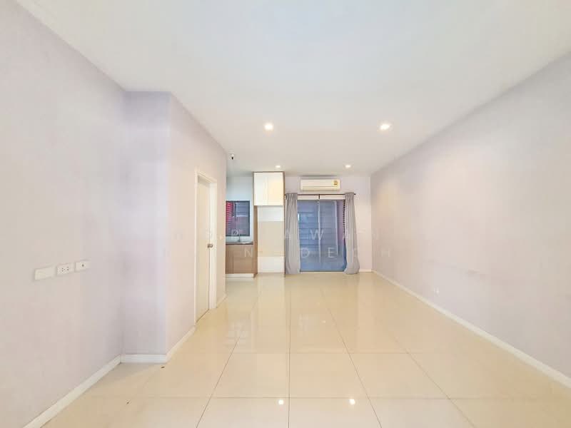 Eigen Rama 9, Bangkok, Soi Pattanakarn99, Chaloem Phrakiat Rama9 Road, Prawet, Bangkok, 4 Bedrooms, 164 sqm, Townhouse For Rent, by Noppawan Ruangdech, 500384210 - DDproperty.com