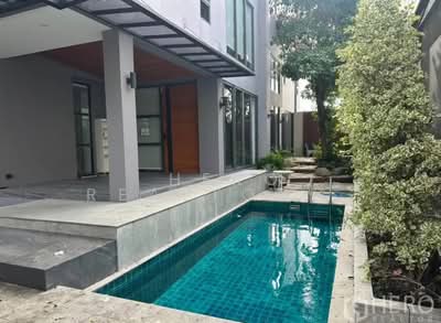 ขาย - ขายบ้านเดี่ยว พร้อมสระว่ายน้ำส่วนตัว สุขุมวิท 71 วัฒนา กรุงเทพ HRE00972, กรุงเทพ