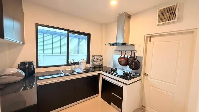 Centro Wongwaen-Chatuchot, Bangkok, Soi Wongsakon 1, Kanchanaphisek parallel Road, Sam Wa Tawan Tok, Khlong Sam Wa, Bangkok, 3 Bedrooms, 175 sqm, Single Detached House For Rent, by สุชานันท์ ( แป้ง ), 500384235 - DDproperty.com