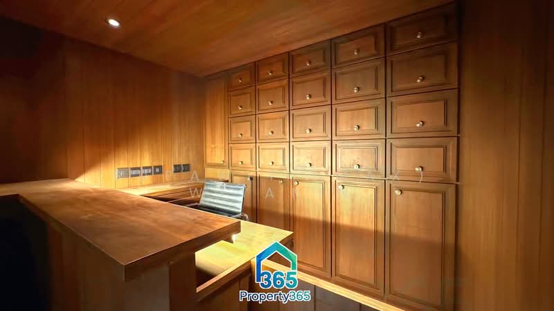 soi silom1, Bangkok, สีลม, Silom, Bang Rak, Bangkok, , 320 sqm, Shophouse For Rent, by Supawit (Max) Witanin, 500384238 - DDproperty.com