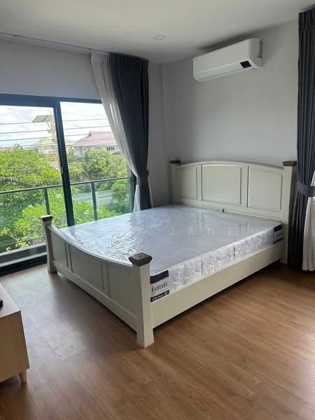 Centro Bangna-Kingkaew, Samut Prakan, Rachathewa, Bang Plee, Samut Prakan, 4 Bedrooms, 214 sqm, Single Detached House For Rent, by Khun Jane, 500384276 - DDproperty.com