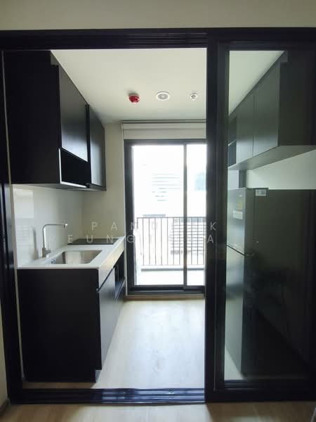 Nue District R9, Bangkok, 59 Rama 9 Road, Huai Khwang, Bangkok, 1 Bedroom, 30 sqm, Condo For Rent, by Panupak Reungtanasarn, 500384277 - DDproperty.com
