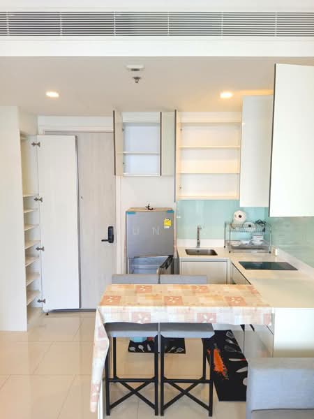 Mazarine Ratchayothin, Bangkok, Soi Phahonyothin 30, Phahonyothin Road, Chan Kasem, Chatuchak, Bangkok, 1 Bedroom, 42 sqm, Condo For Rent, by Khun Ja, 500384294 - DDproperty.com