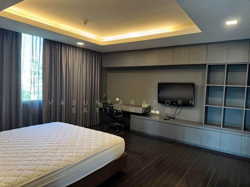 Ficus Lane, Bangkok, Soi Sukhumvit 44/1, Phra Kanong, Khlong Toei, Bangkok, 1 Bedroom, 113 sqm, Condo For Sale, by Vasuntaraporn Sattanyoo, 500384331 - DDproperty.com