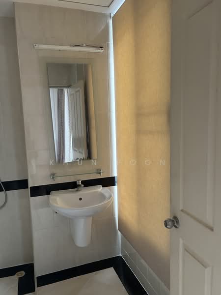 For Sale / Rent – Newly Renovated 3-Storey Home Office Near BTS Si La Salle (SPSSR270), Bangkok, ศรีนครินทร์, Bang Na Tai, Bang Na, Bangkok, 3 Bedrooms, 190 sqm, Townhouse For Sale, by Khun Poon, 500384361 - DDproperty.com