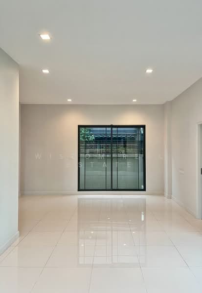 Bangkok Boulevard Sathorn-Pinklao 2, Nonthaburi, Bang Kruai-Chong Thanom Road, Mahasawat, Bang Kruai, Nonthaburi, 4 Bedrooms, 322 sqm, Single Detached House For Sale, by Wisdom Real Estate, 500384397 - DDproperty.com