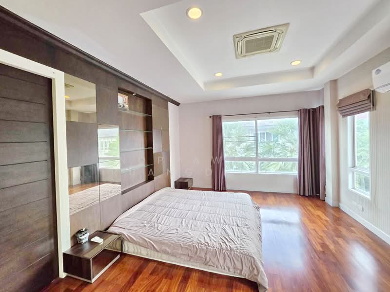 Grand Bangkok Boulevard Rama 9 - Srinakarindra, Bangkok, Krungthep Kritha 17 Alley, Thap Chang, Saphan Sung, Bangkok, 4 Bedrooms, 300 sqm, Single Detached House For Rent, by Noppawan Ruangdech, 500384444 - DDproperty.com