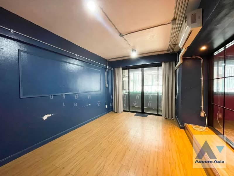 7 Bedrooms Townhouse for Rent in Silom, Bangkok near BTS Surasak, Bangkok, Silom, Bang Rak, Bangkok, 7 Bedrooms, 380 sqm, Townhouse For Rent, by บริษัท แอคคอม เอเซีย จำกัด, 500384474 - DDproperty.com
