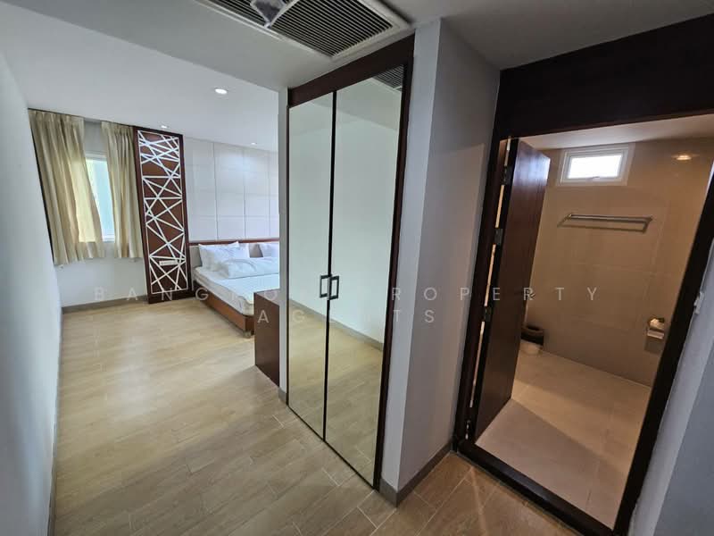 Charan Tower Residences by Aspira, Bangkok, 19 Soi Sukhumvit 43, Khlong Tan Nua, Watthana, Bangkok, 2 Bedrooms, 110 sqm, Condo For Rent, by BANGKOK PROPERTY AGENTS, 500384482 - DDproperty.com