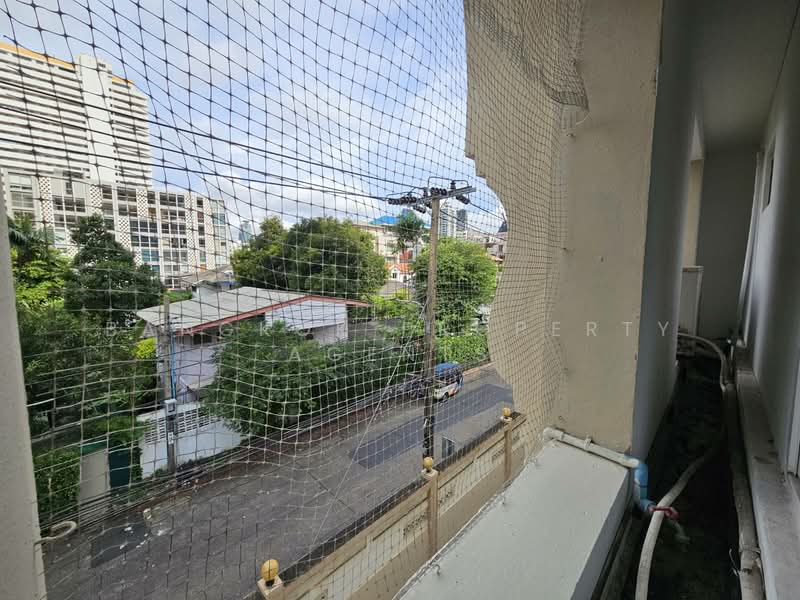 Charan Tower Residences by Aspira, Bangkok, 19 Soi Sukhumvit 43, Khlong Tan Nua, Watthana, Bangkok, 2 Bedrooms, 110 sqm, Condo For Rent, by BANGKOK PROPERTY AGENTS, 500384482 - DDproperty.com