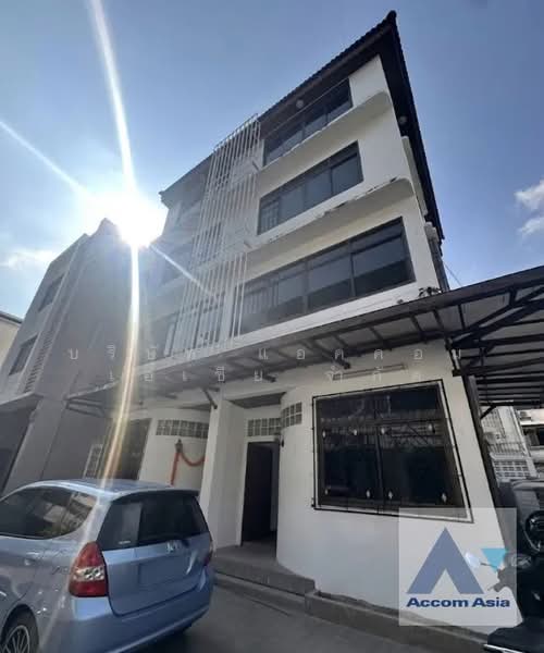 5 Bedrooms Townhouse for Rent in Silom, Bangkok near MRT Sam Yan - BTS Sala Daeng, กรุงเทพ, สี่พระยา, บางรัก, กรุงเทพ, 180 ตร.ม., ทาวน์เฮ้าส์ ให้เช่า, โดย บริษัท แอคคอม เอเซีย จำกัด, 500384484 - DDproperty.com