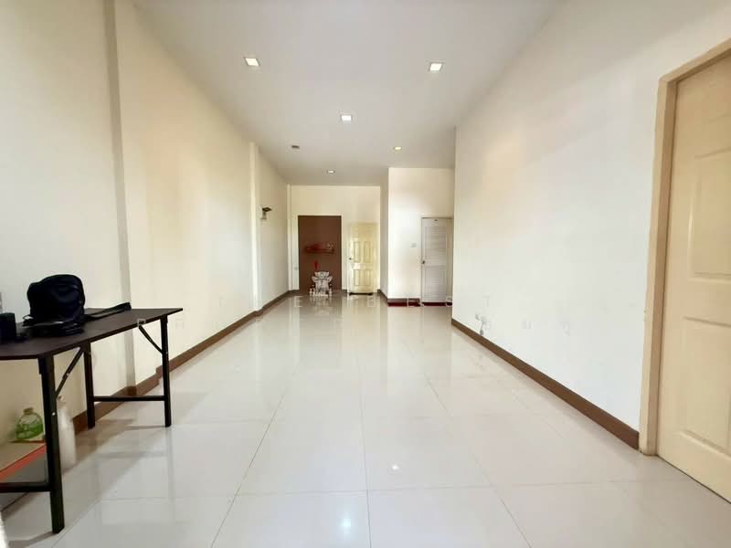 นราสิริ ปลวกแดง, ระยอง, ปลวกแดง, ปลวกแดง, ระยอง, 150 ตร.ม., บ้านแฝด ขาย, โดย The Best Property ชมพู่, 500384487 - DDproperty.com