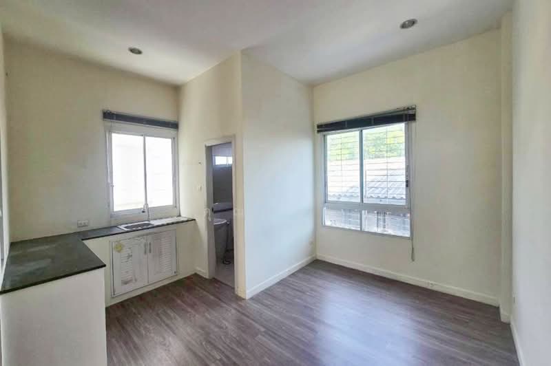 Premium Place 5 Office, กรุงเทพ, นวลจันทร์, บึงกุ่ม, กรุงเทพ, 320 ตร.ม., พื้นที่ขายของ ขาย, โดย คุณแจ่ม, 500384501 - DDproperty.com