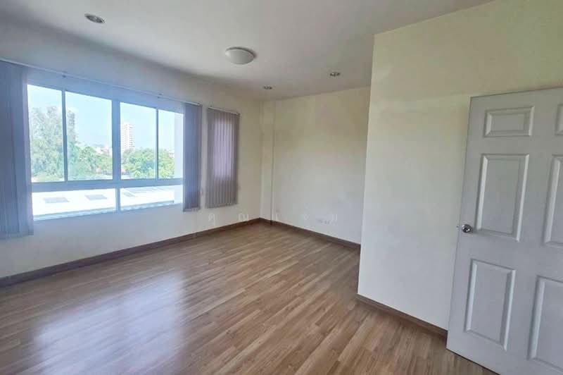 Premium Place 5 Office, กรุงเทพ, นวลจันทร์, บึงกุ่ม, กรุงเทพ, 320 ตร.ม., พื้นที่ขายของ ขาย, โดย คุณแจ่ม, 500384501 - DDproperty.com