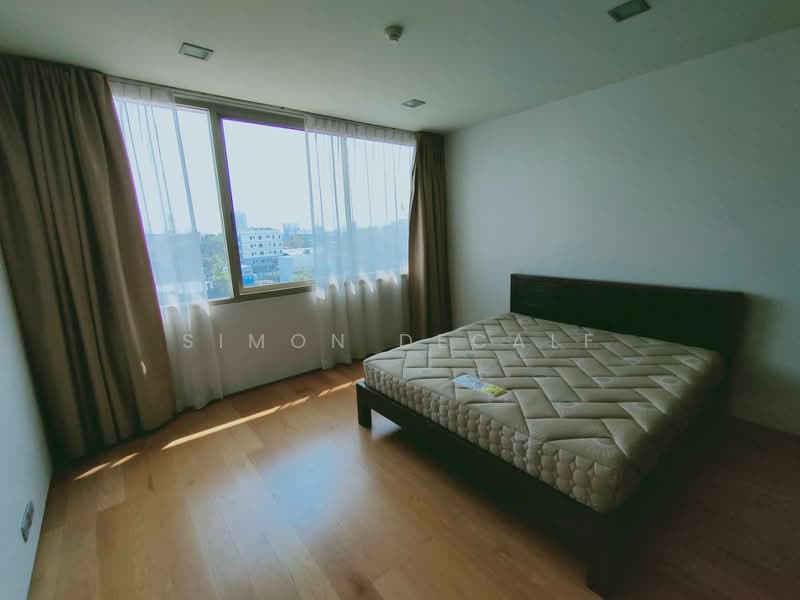 Ficus Lane, Bangkok, Soi Sukhumvit 44/1, Phra Kanong, Khlong Toei, Bangkok, 3 Bedrooms, 210 sqm, Condo For Rent, by Simon Decalf, 500384510 - DDproperty.com