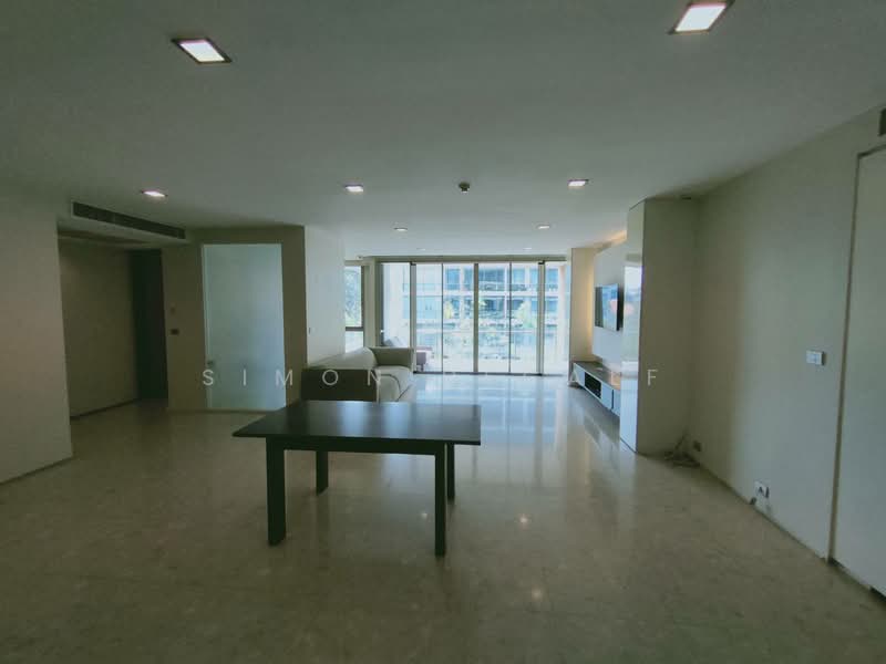 Ficus Lane, Bangkok, Soi Sukhumvit 44/1, Phra Kanong, Khlong Toei, Bangkok, 2 Bedrooms, 190 sqm, Condo For Rent, by Simon Decalf, 500384532 - DDproperty.com
