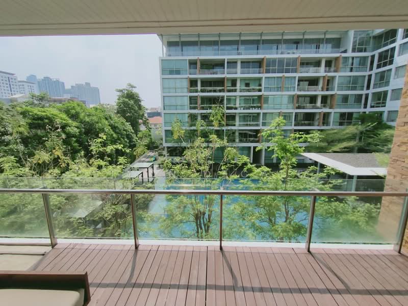Ficus Lane, Bangkok, Soi Sukhumvit 44/1, Phra Kanong, Khlong Toei, Bangkok, 2 Bedrooms, 190 sqm, Condo For Rent, by Simon Decalf, 500384532 - DDproperty.com