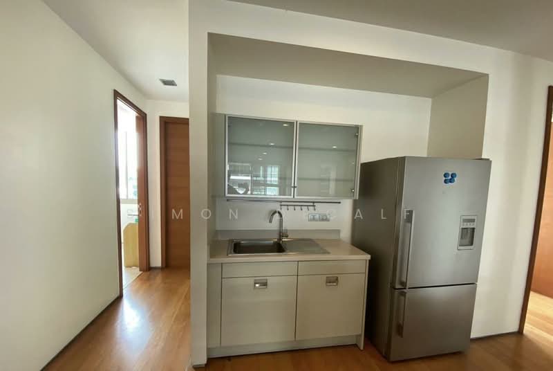 Ficus Lane, Bangkok, Soi Sukhumvit 44/1, Phra Kanong, Khlong Toei, Bangkok, 3 Bedrooms, 210 sqm, Condo For Rent, by Simon Decalf, 500384560 - DDproperty.com