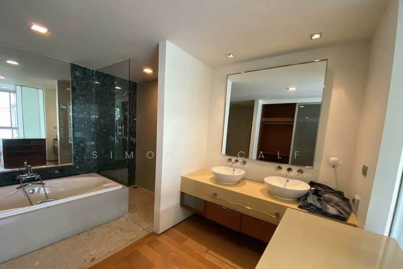 Ficus Lane, Bangkok, Soi Sukhumvit 44/1, Phra Kanong, Khlong Toei, Bangkok, 3 Bedrooms, 210 sqm, Condo For Rent, by Simon Decalf, 500384560 - DDproperty.com