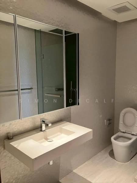 Ficus Lane, Bangkok, Soi Sukhumvit 44/1, Phra Kanong, Khlong Toei, Bangkok, 3 Bedrooms, 199 sqm, Condo For Rent, by Simon Decalf, 500384573 - DDproperty.com
