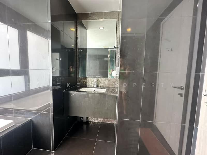 Rhythm Sukhumvit 36-38, Bangkok, 55 Soi Sukhumvit 36, Sukhumvit Road, Phra Kanong, Khlong Toei, Bangkok, 2 Bedrooms, 78 sqm, Condo For Rent, by BANGKOK PROPERTY AGENTS, 500384578 - DDproperty.com