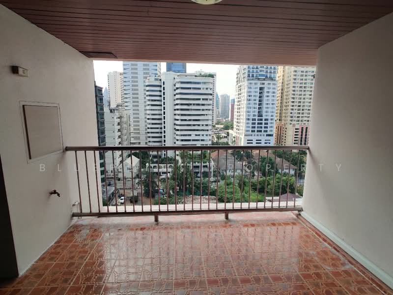 Rishi Court, Bangkok, 47 Soi Sukhumvit 15, Khlongtoei Nua, Watthana, Bangkok, 3 Bedrooms, 280 sqm, Condo For Rent, by Blueprint.property, 500384579 - DDproperty.com