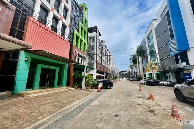 ซอยลาดพร้าว 101/3, Bangkok, ถนนลาดพร้าว, Khlong Chan, Bang Kapi, Bangkok, , 120 sqm, Shophouse For Sale, by คุณนารี, 500384583 - DDproperty.com