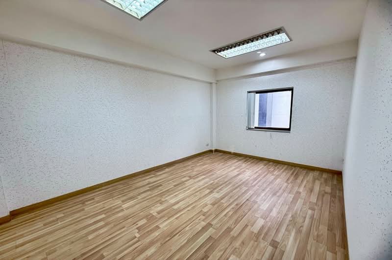 ซอยลาดพร้าว 101/3, Bangkok, ถนนลาดพร้าว, Khlong Chan, Bang Kapi, Bangkok, , 120 sqm, Shophouse For Sale, by คุณนารี, 500384583 - DDproperty.com