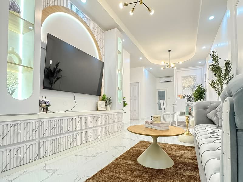 Renovated Townhouse for Sale Khao Talo East Pattaya, Chon Buri (Pattaya), Bang Lamung, Bang Lamung (Pattaya), Chon Buri (Pattaya), 2 Bedrooms, 117 sqm, Townhouse For Sale, by PLC real estate, 500384587 - DDproperty.com