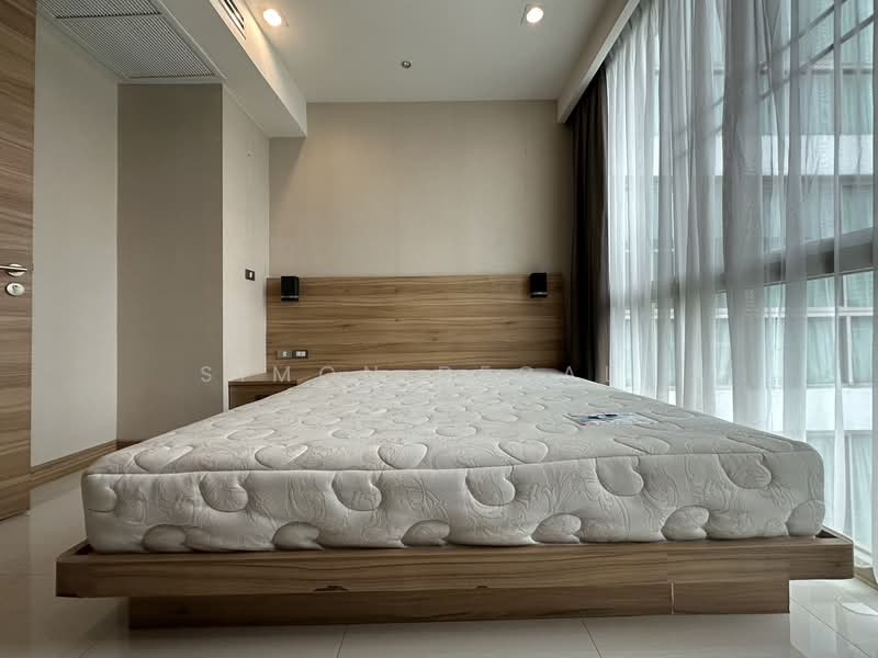 Ficus Lane, Bangkok, Soi Sukhumvit 44/1, Phra Kanong, Khlong Toei, Bangkok, 2 Bedrooms, 137 sqm, Condo For Rent, by Simon Decalf, 500384595 - DDproperty.com